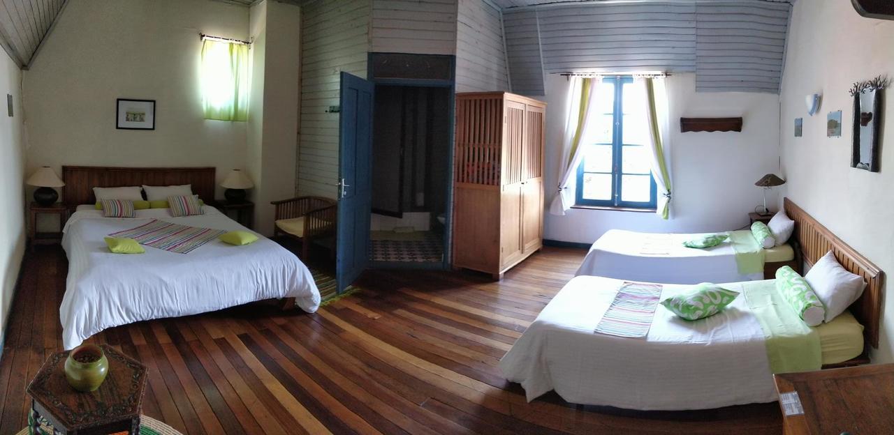 Hotel Le Trianon Antsirabe Extérieur photo