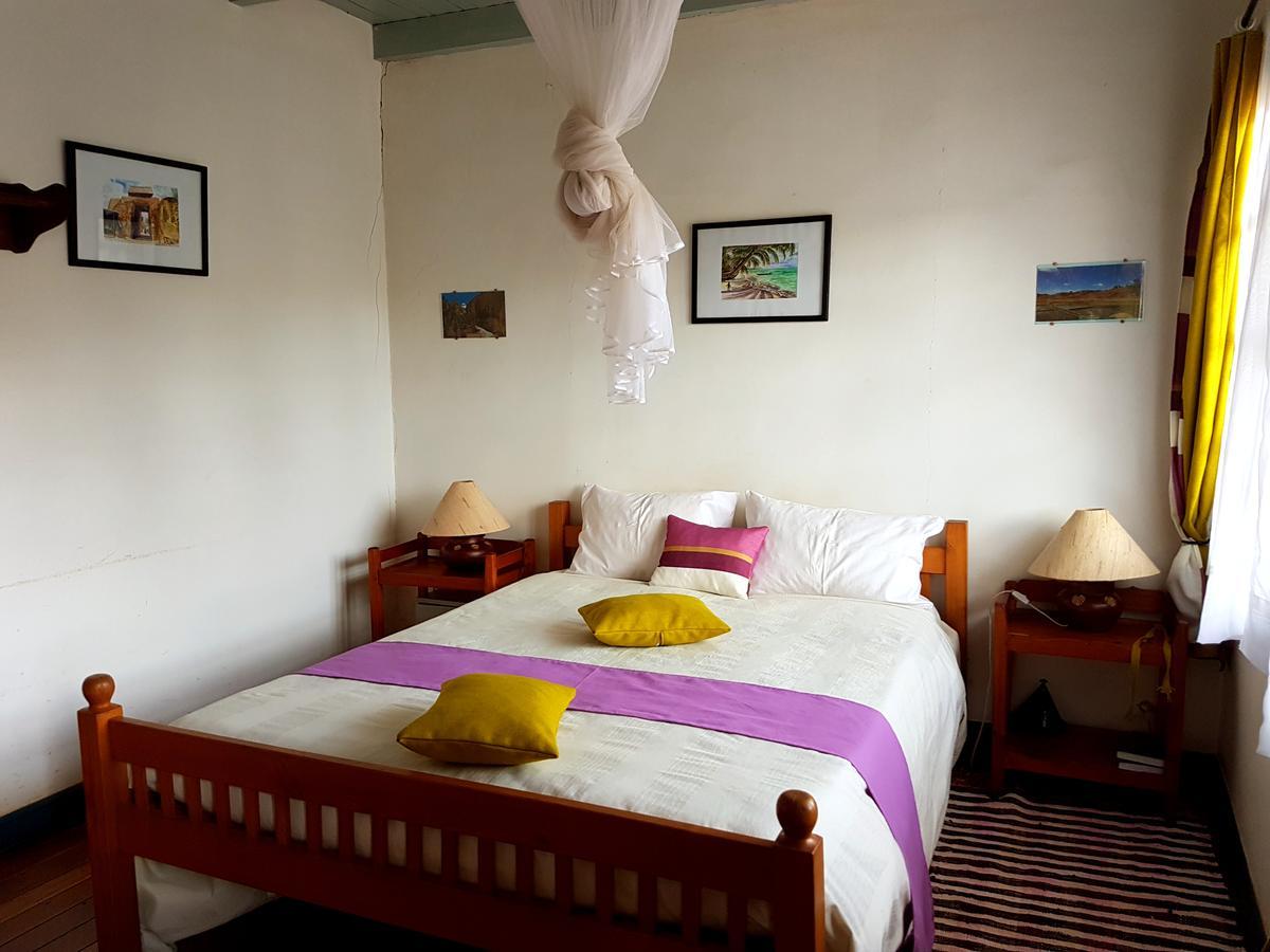 Hotel Le Trianon Antsirabe Extérieur photo