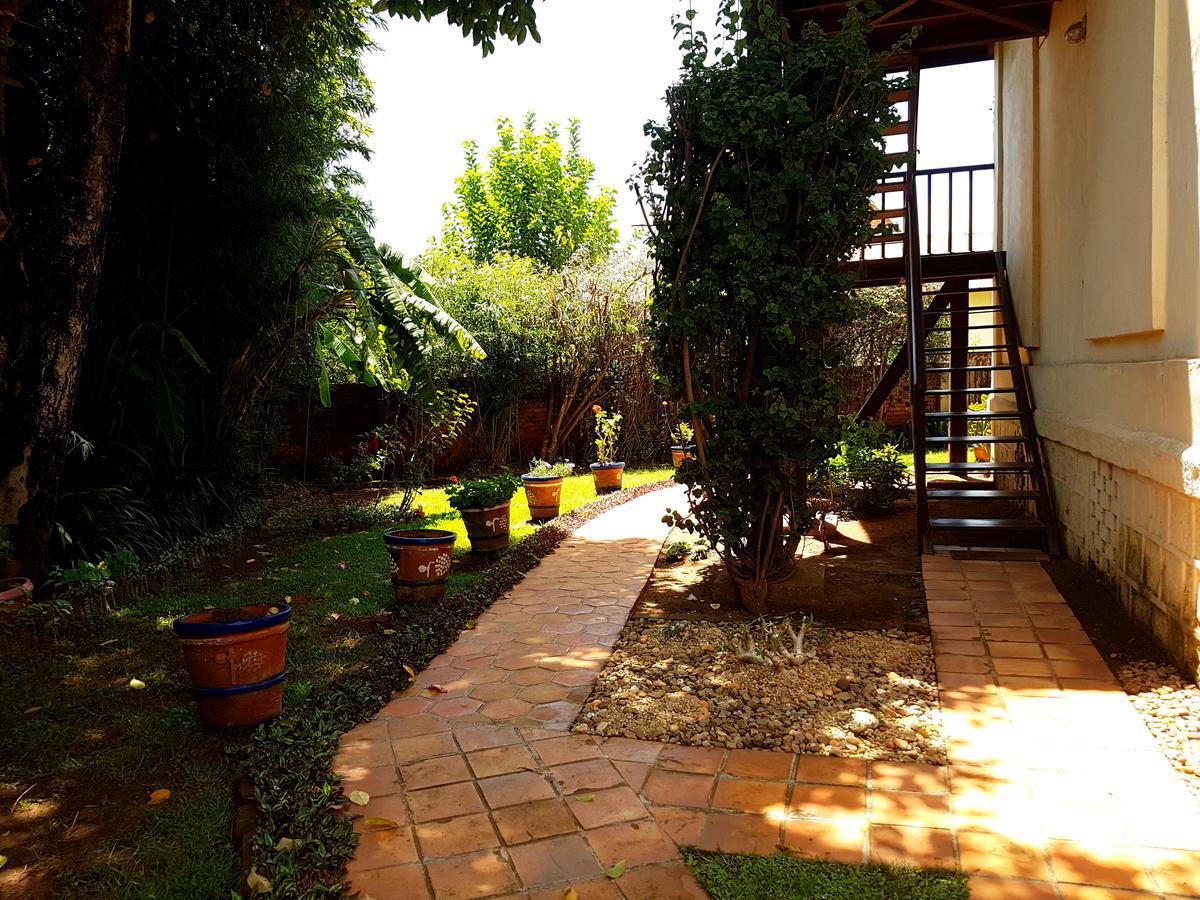 Hotel Le Trianon Antsirabe Extérieur photo