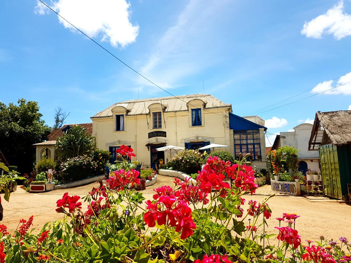 Hotel Le Trianon Antsirabe Extérieur photo