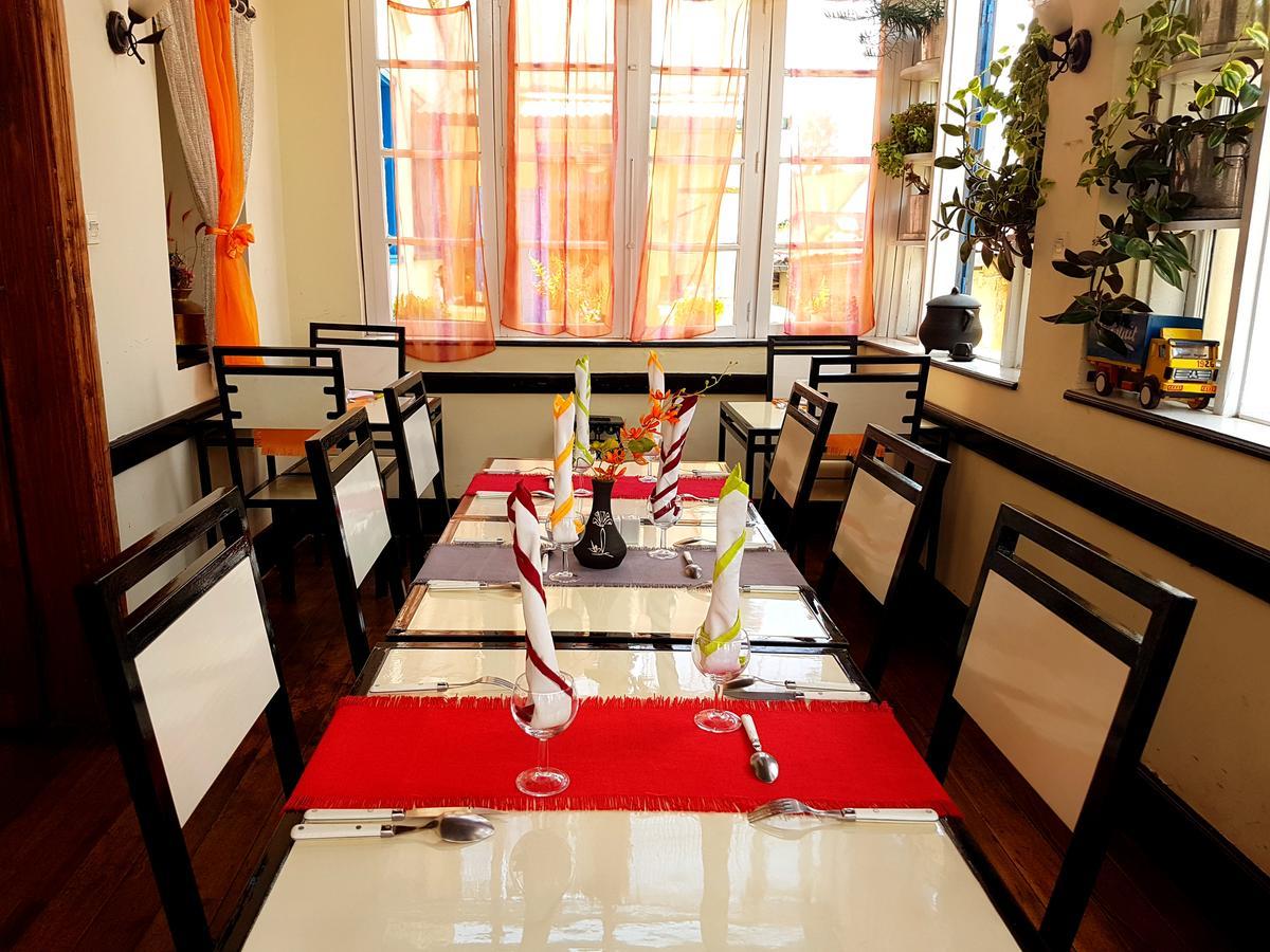 Hotel Le Trianon Antsirabe Extérieur photo