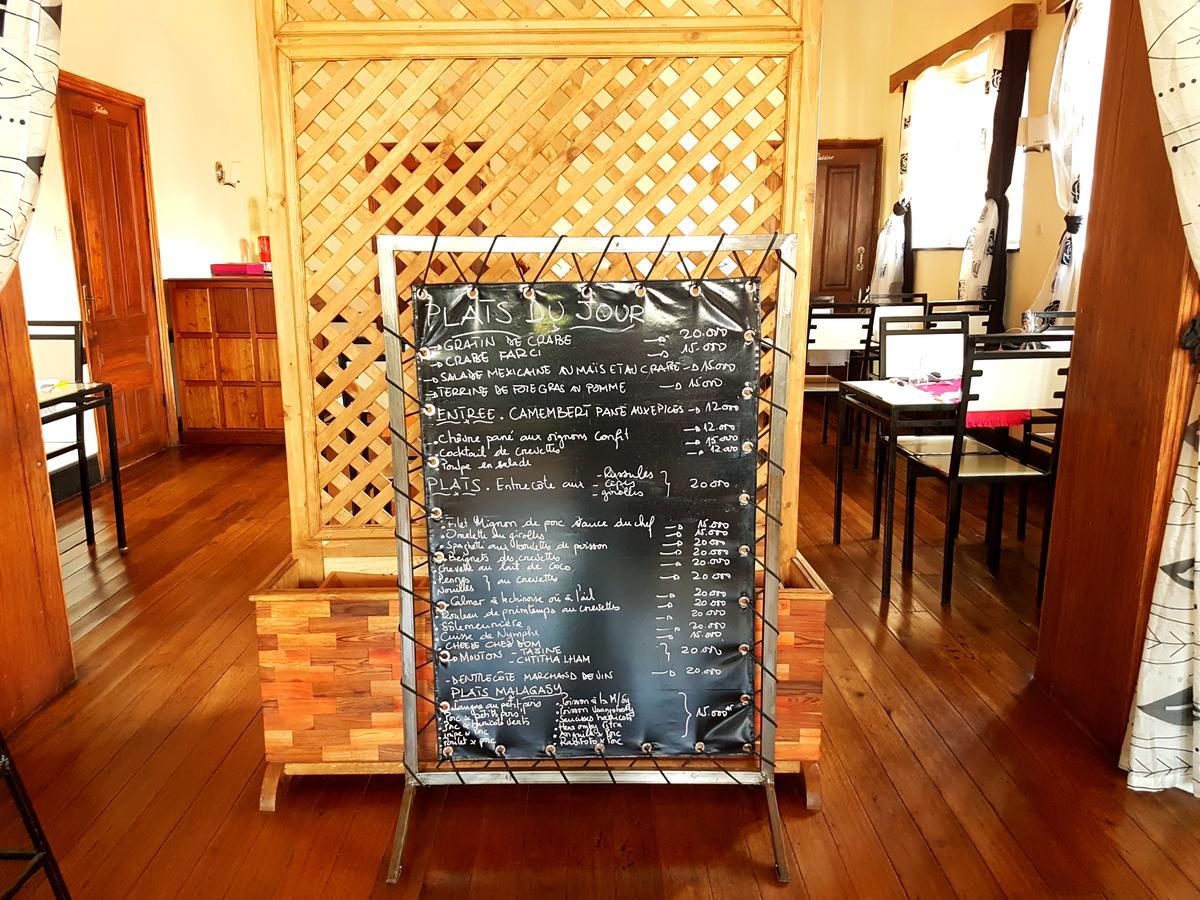 Hotel Le Trianon Antsirabe Extérieur photo