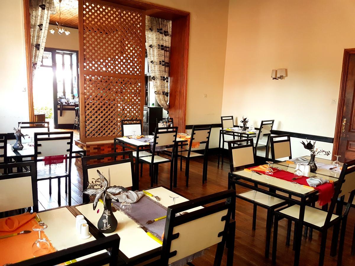 Hotel Le Trianon Antsirabe Extérieur photo