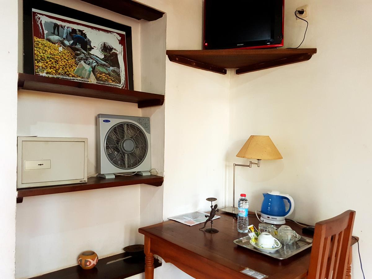 Hotel Le Trianon Antsirabe Extérieur photo